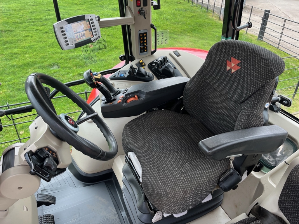 Massey Ferguson 7726S