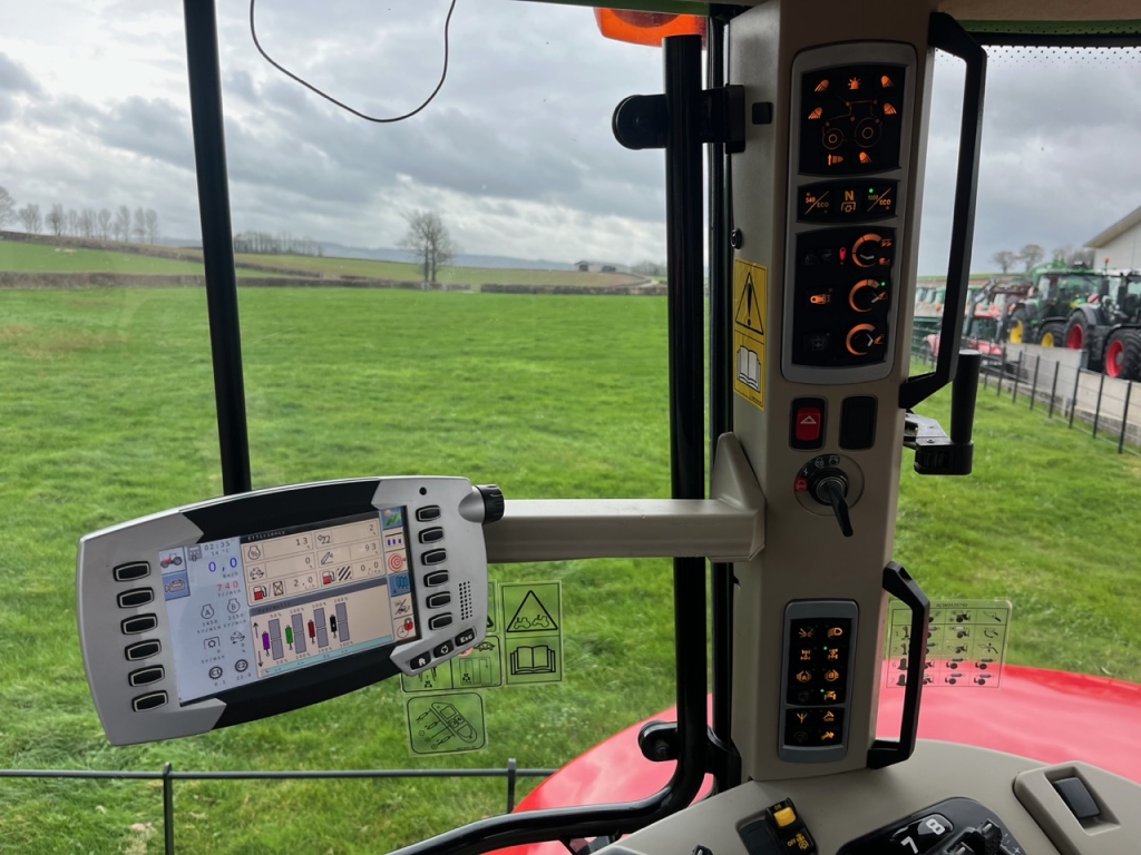 Massey Ferguson 7726S