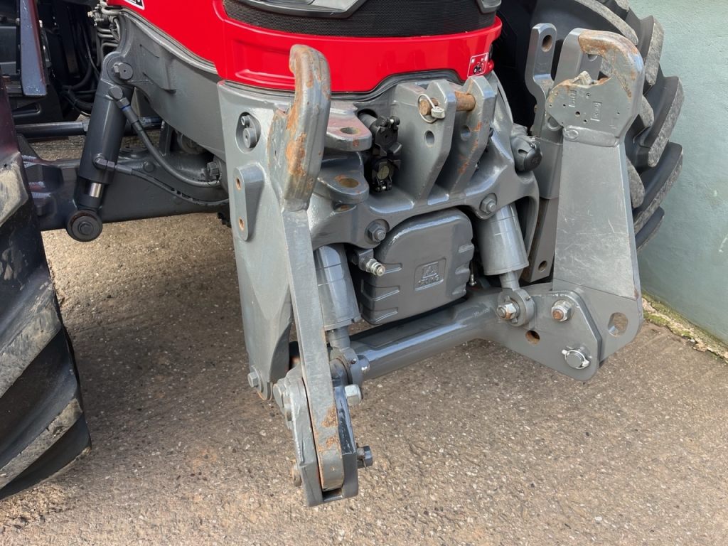 Massey Ferguson 7726S