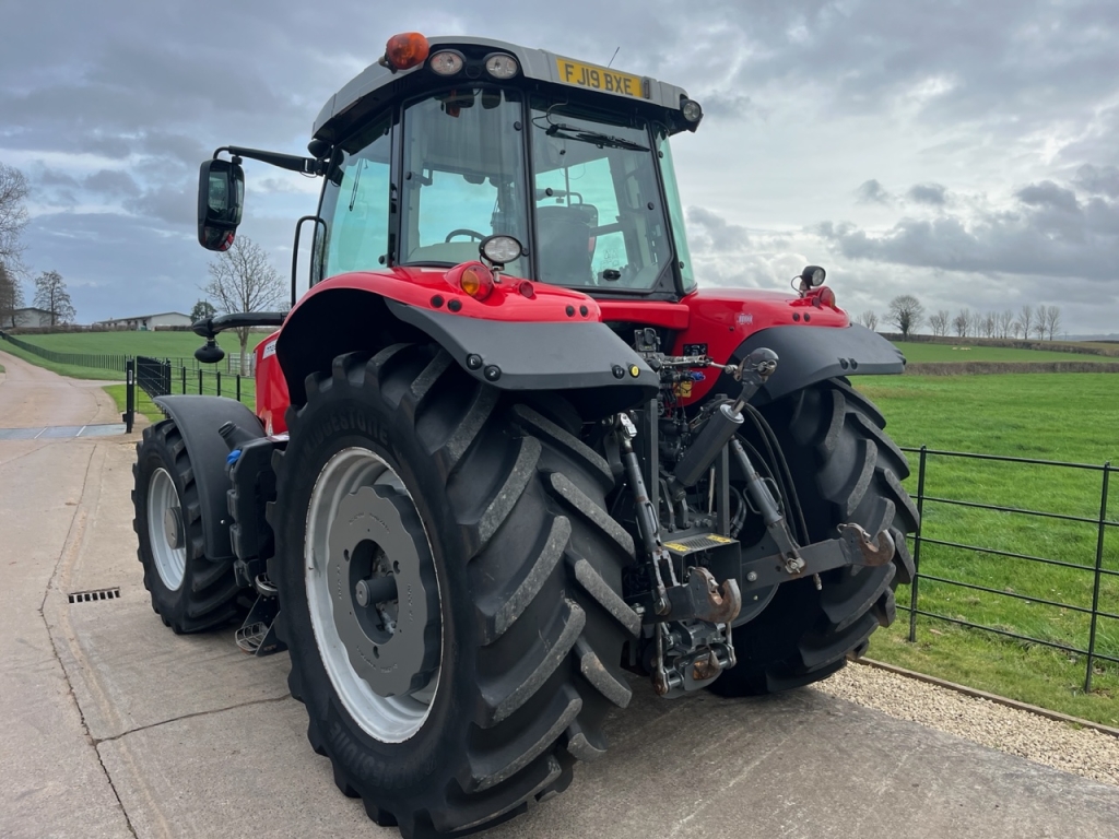 Massey Ferguson 7726S