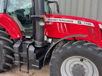Massey Ferguson 7726S
