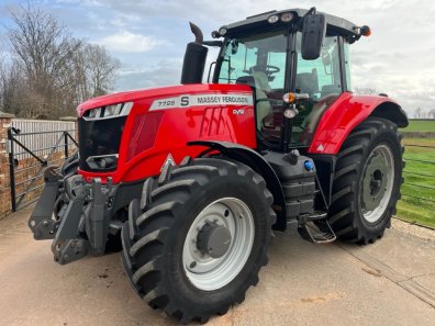 Massey Ferguson 7726S