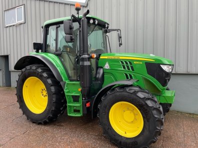 John Deere 6120M