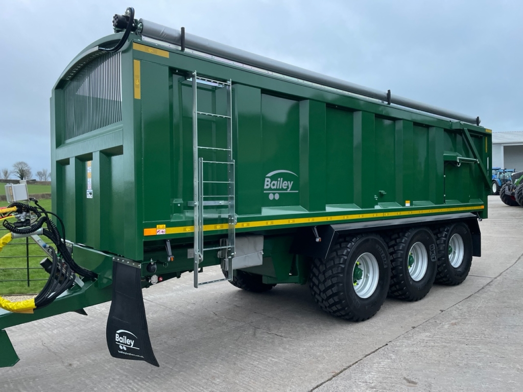 Bailey 18 Ton Tri-Axle grain trailer