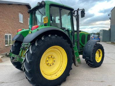 John Deere 6620