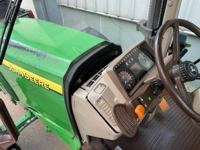 John Deere 6620