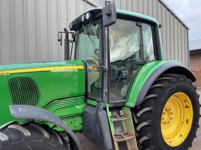 John Deere 6620