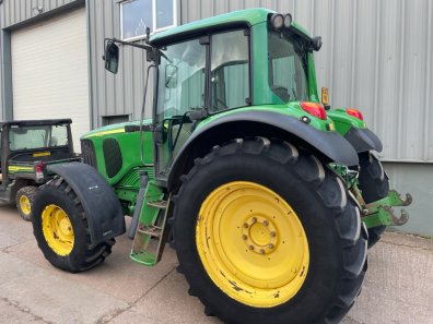John Deere 6620