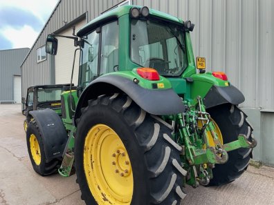 John Deere 6620