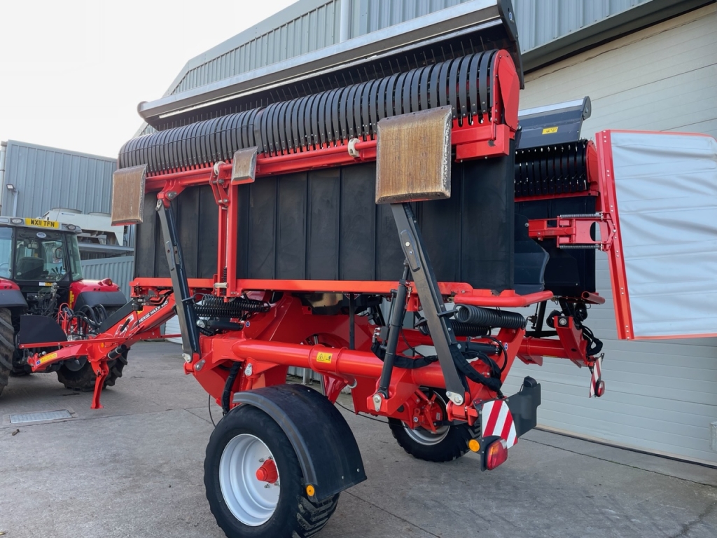 Kuhn Merge Maxx 950