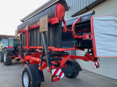 Kuhn Merge Maxx 950