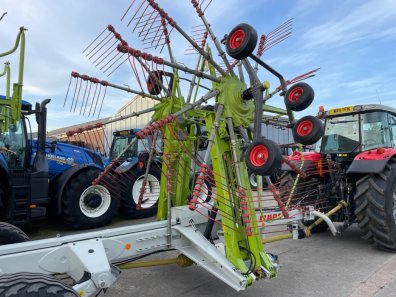 Claas Liner 3600 4 rotor rake