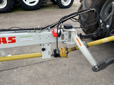 Claas Liner 3600 4 rotor rake