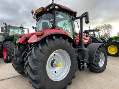 Case CVX 240