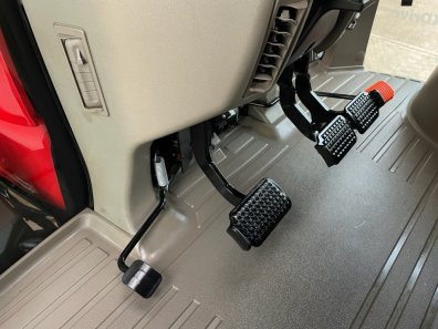 Case CVX 240