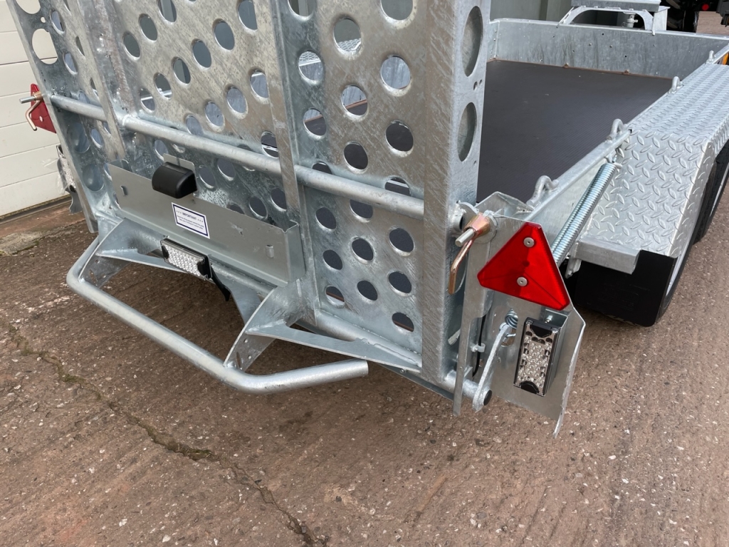Ifor Williams GH94-BT trailer