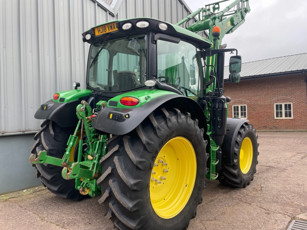 John Deere 6130R