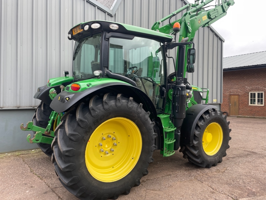John Deere 6130R