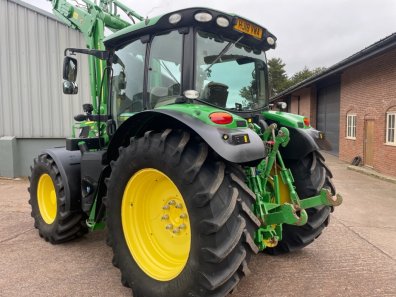John Deere 6130R