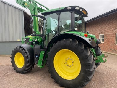 John Deere 6130R