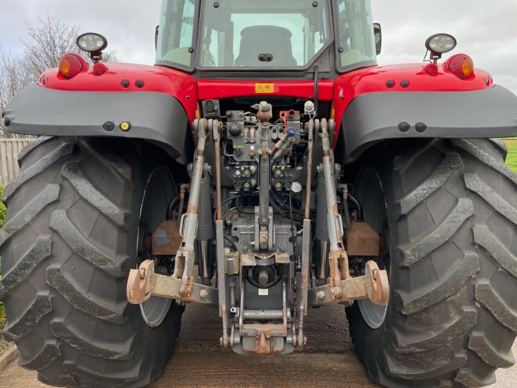 Massey Ferguson 7619