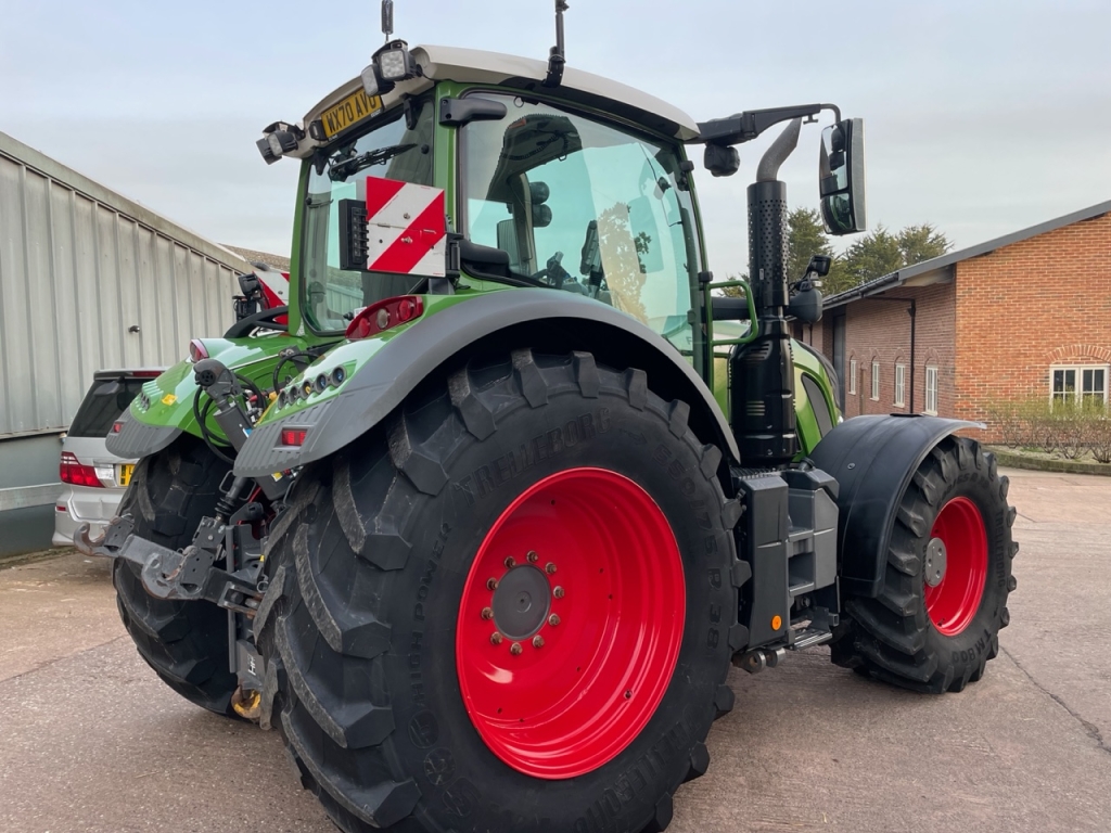 Fendt 724 Profi-Plus