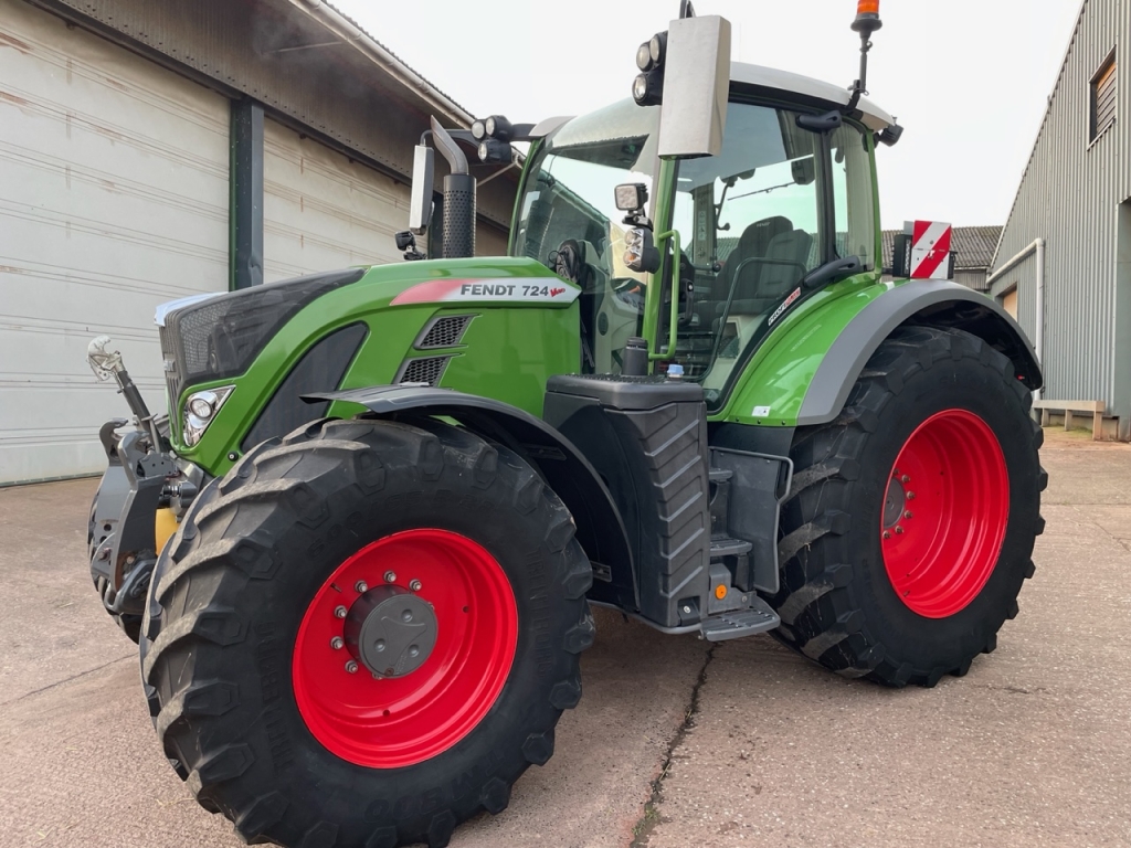 Fendt 724 Profi-Plus