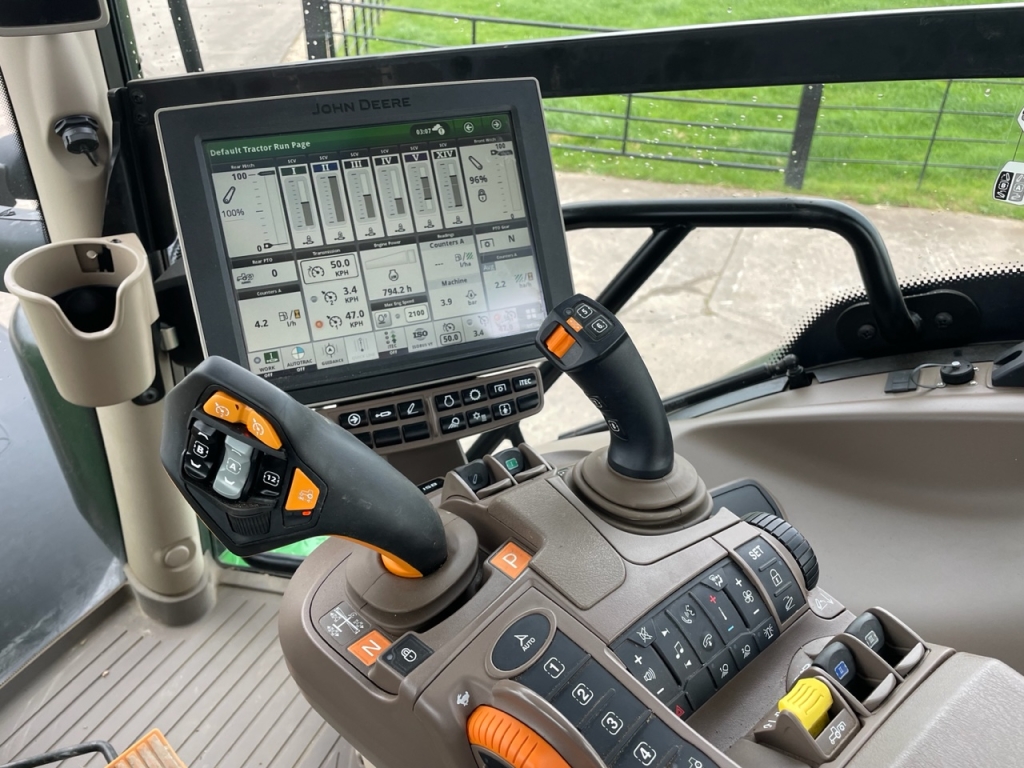 John Deere 6R 250