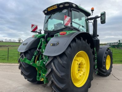 John Deere 6R 250