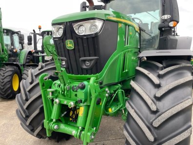 John Deere 6R 250