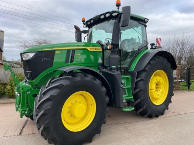 John Deere 6R 250
