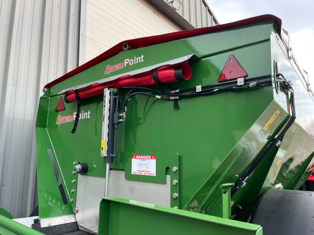 SpreadPoint SP-600 lime spreader