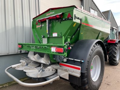 SpreadPoint SP-600 lime spreader