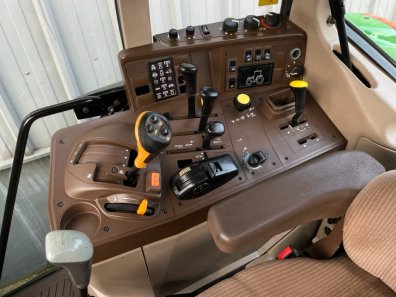 John Deere 6420S