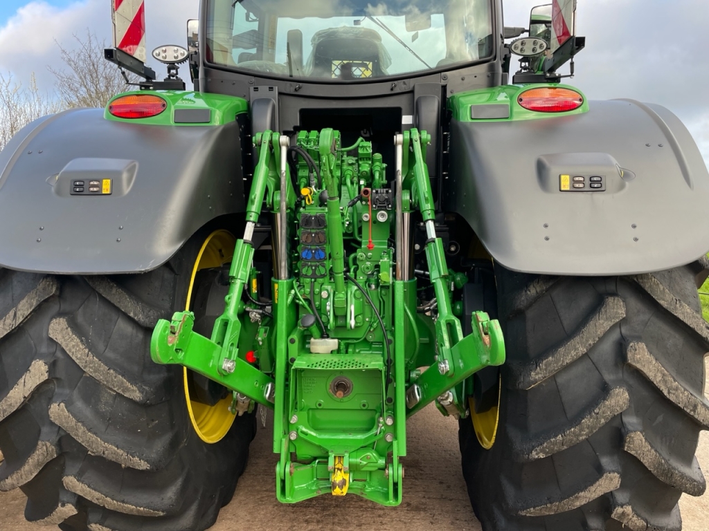 John Deere 6250R