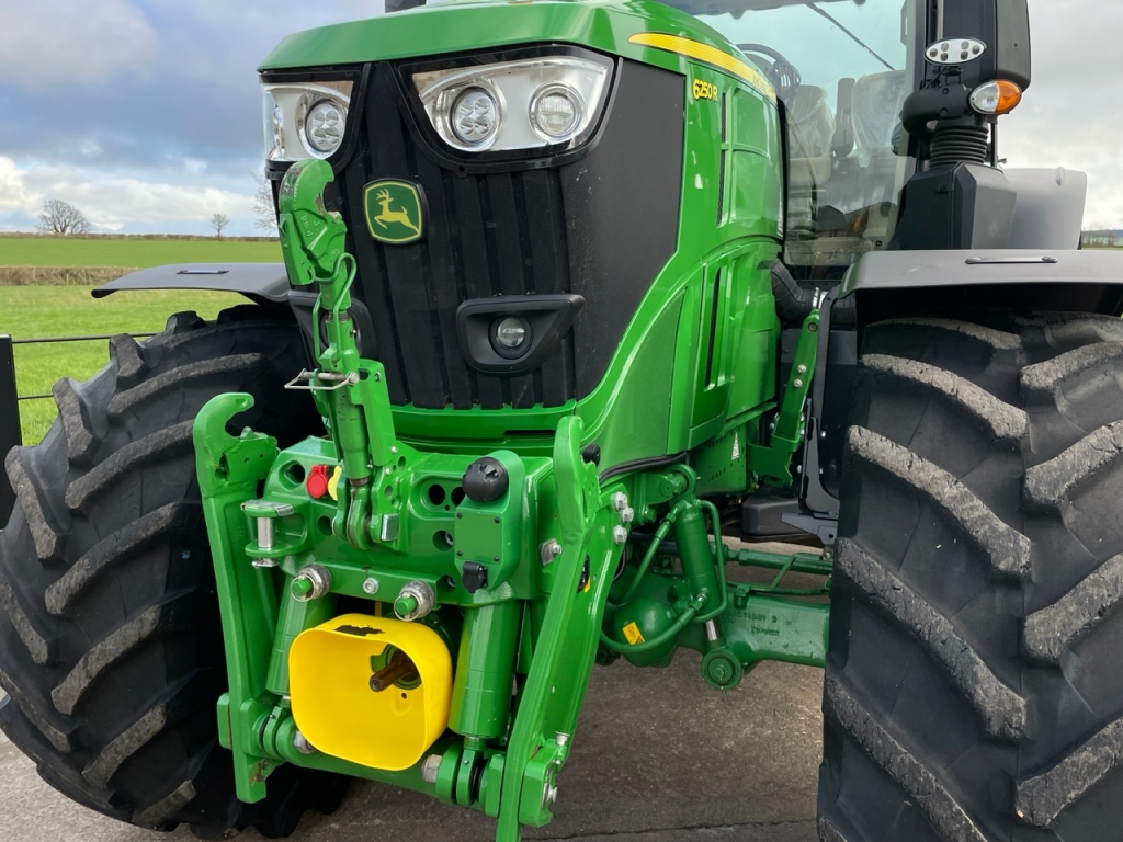 John Deere 6250R