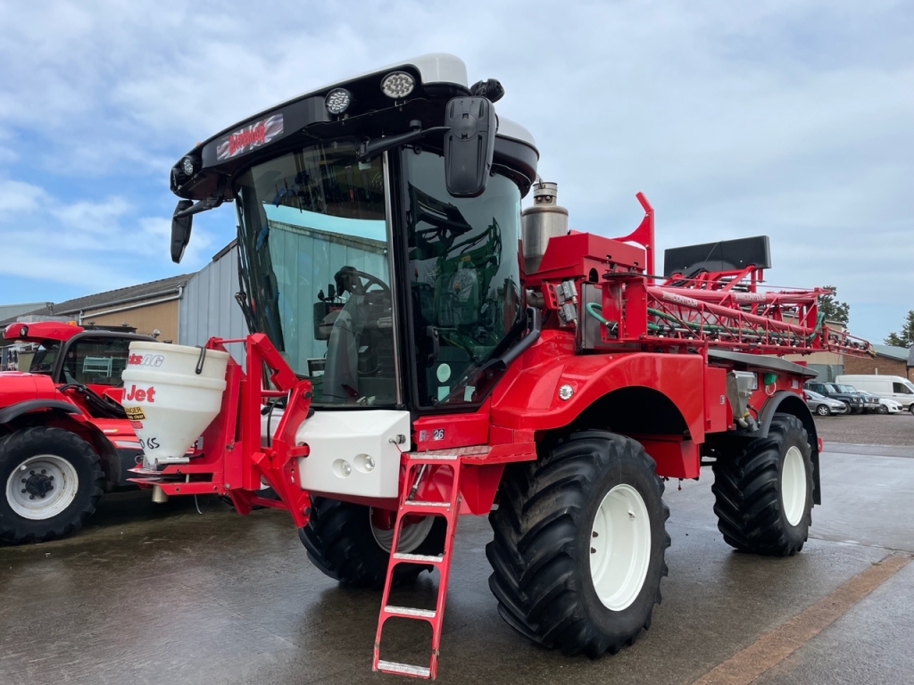Bateman RB26 sprayer