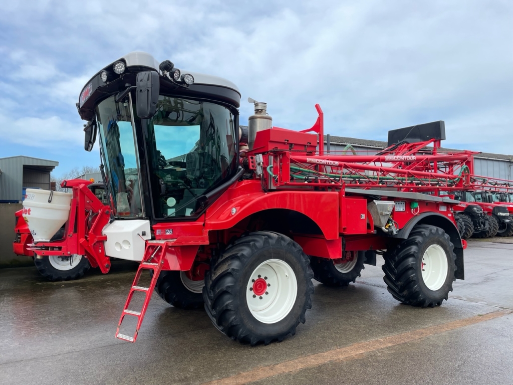 Bateman RB26 sprayer