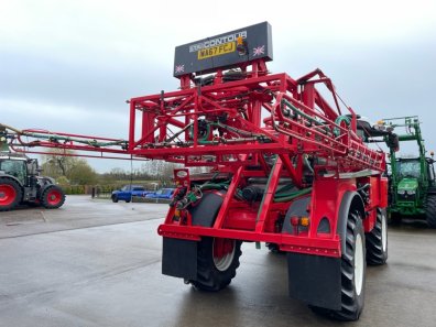 Bateman RB26 sprayer