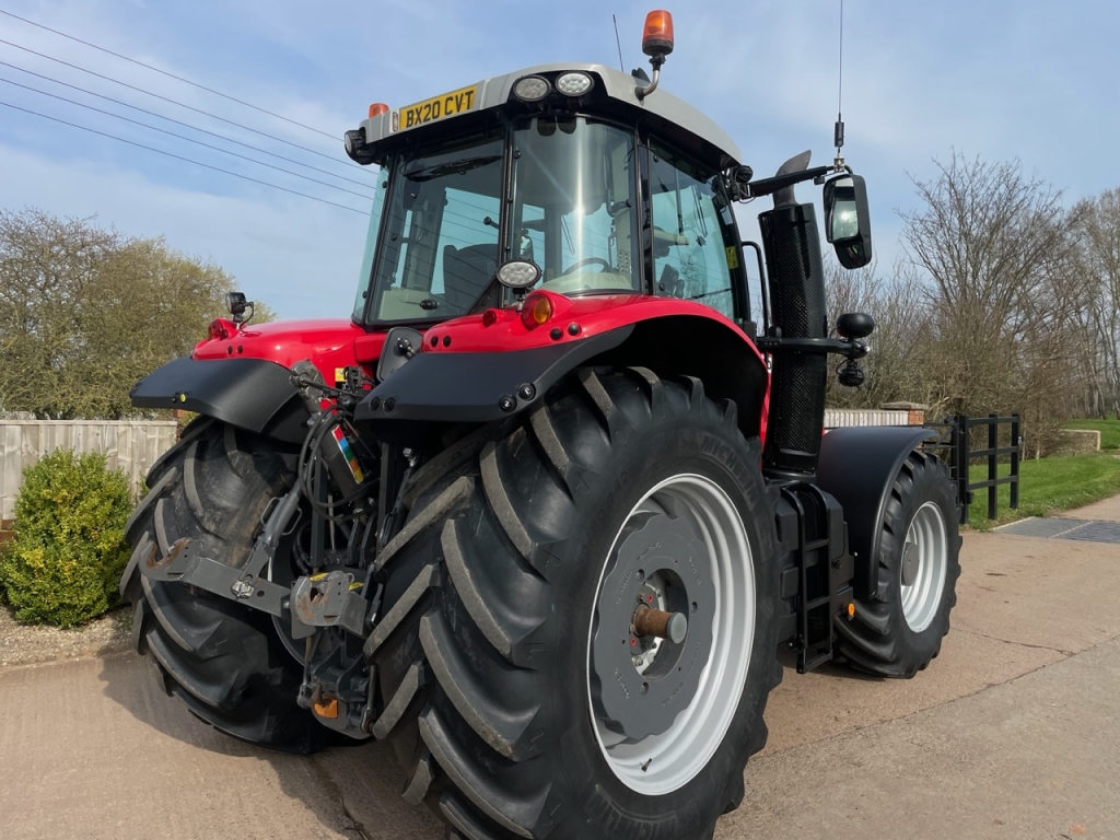 Massey Ferguson 7726S Exclusive