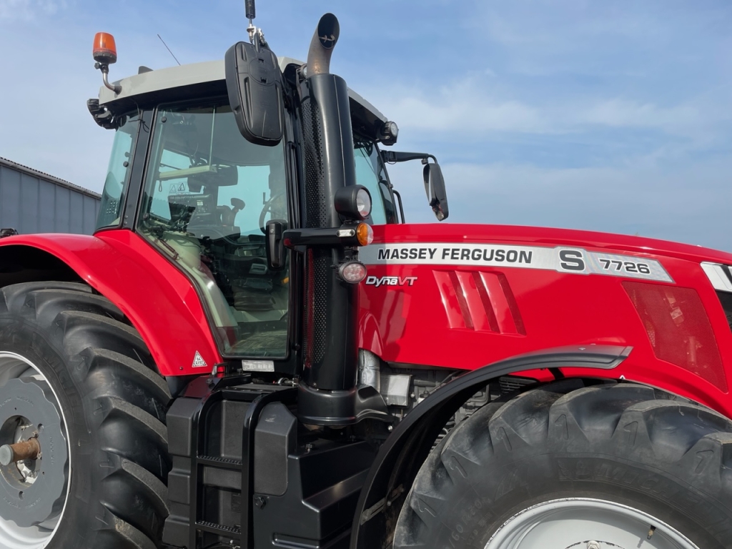 Massey Ferguson 7726S Exclusive