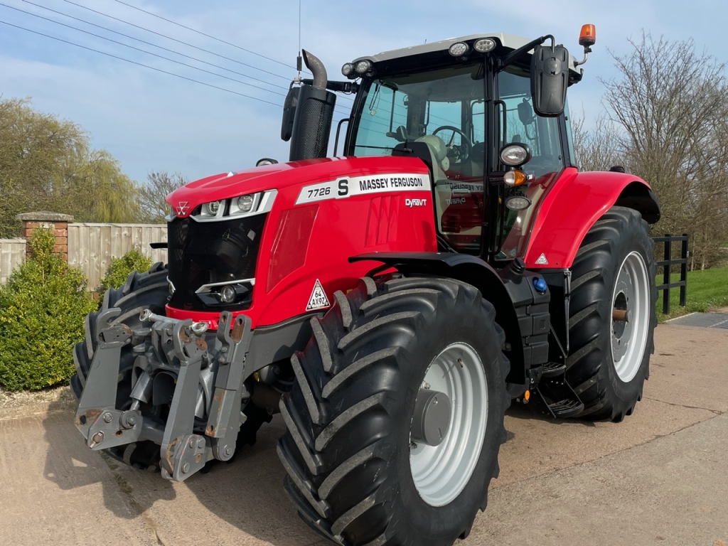 Massey Ferguson 7726S Exclusive