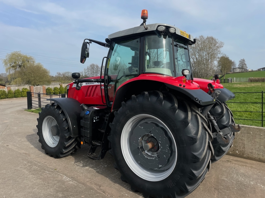 Massey Ferguson 7726S Exclusive