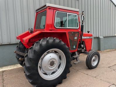 Massey Ferguson 575