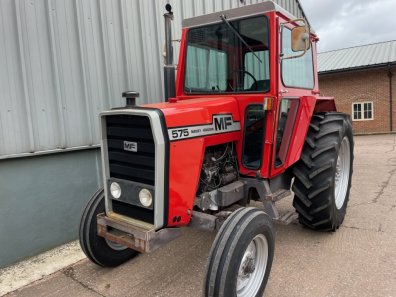 Massey Ferguson 575