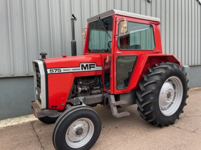 Massey Ferguson 575
