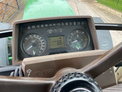 John Deere 6310