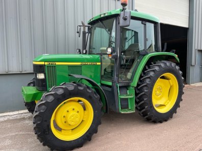 John Deere 6310