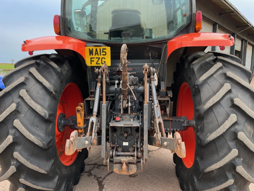 Kubota M135GX