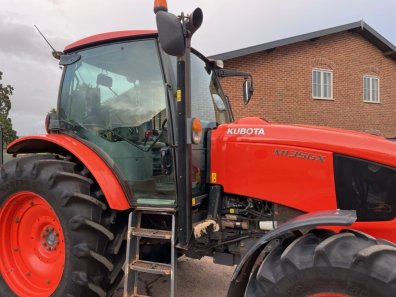 Kubota M135GX